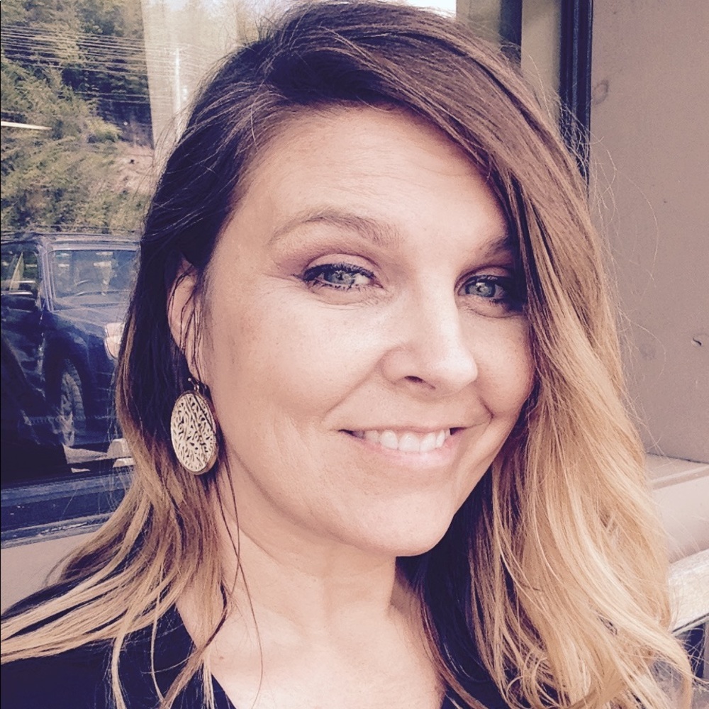 Meet your Posher, Victoria